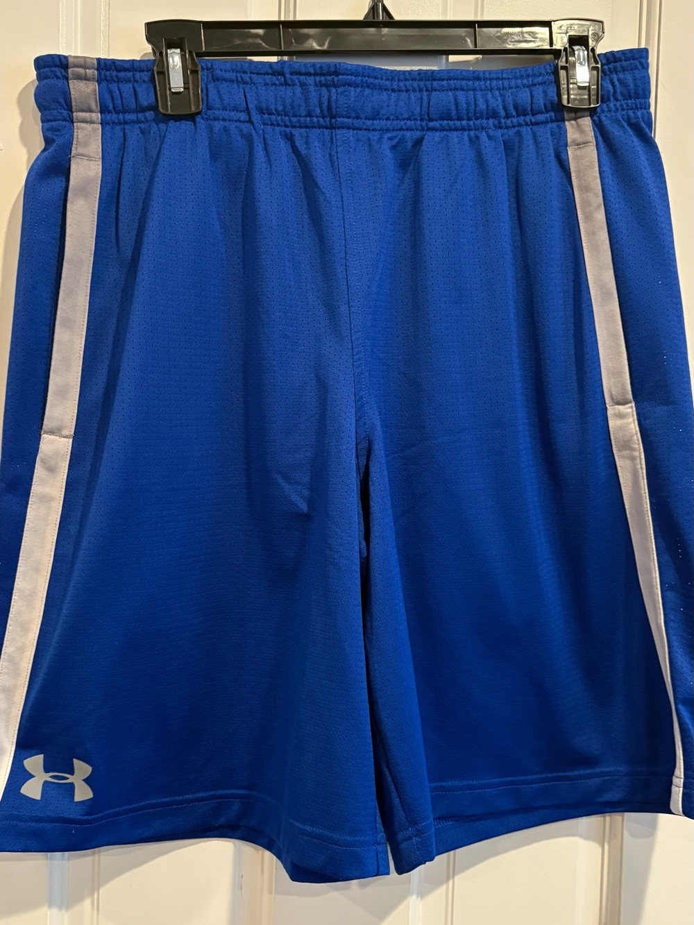 Under Armour Royal Blue Men’s Shorts. Large